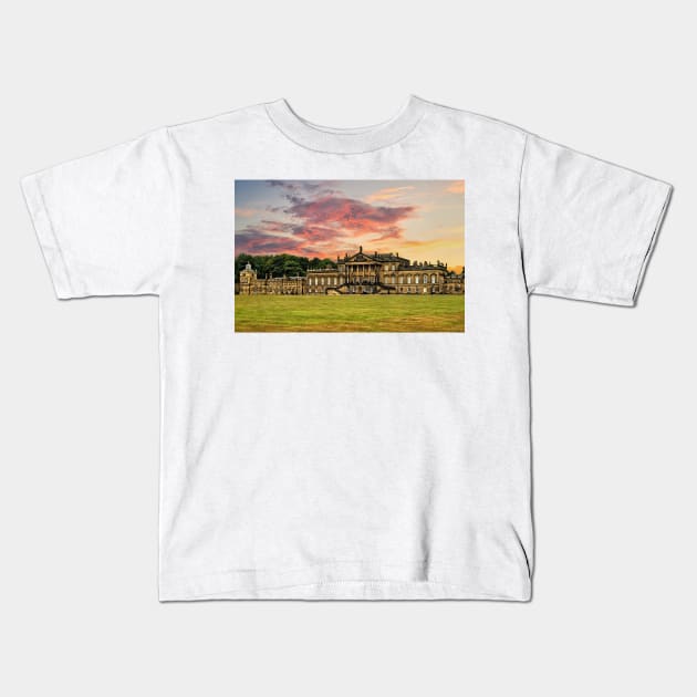 Wentworth Woodhouse Kids T-Shirt by galpinimages